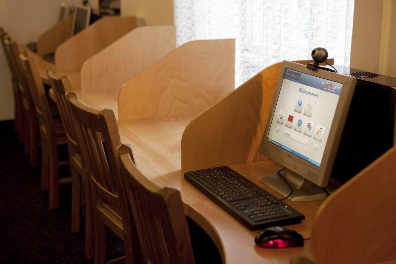 Euro Youth Hotel & Krone