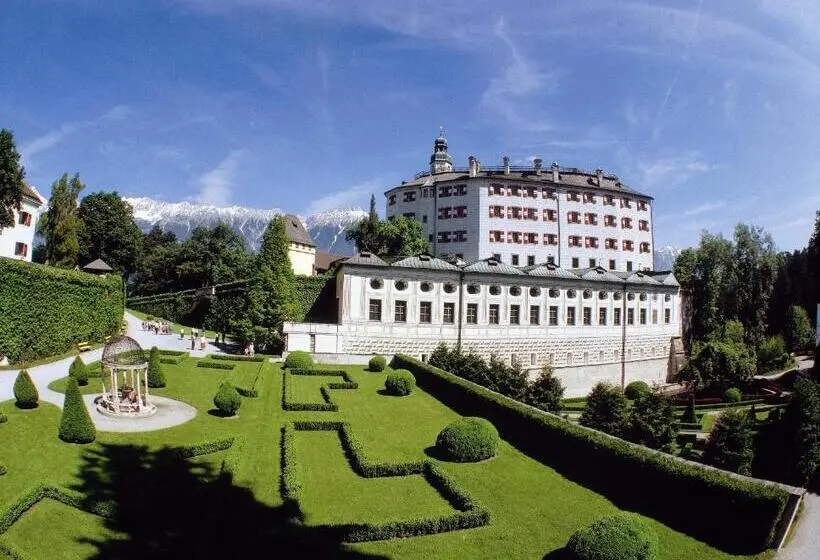 هتل Holiday Inn Innsbruck by IHG