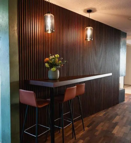 هتل Holiday Inn Innsbruck by IHG