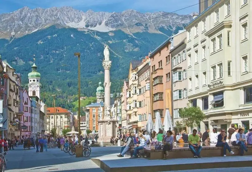هتل Holiday Inn Innsbruck by IHG