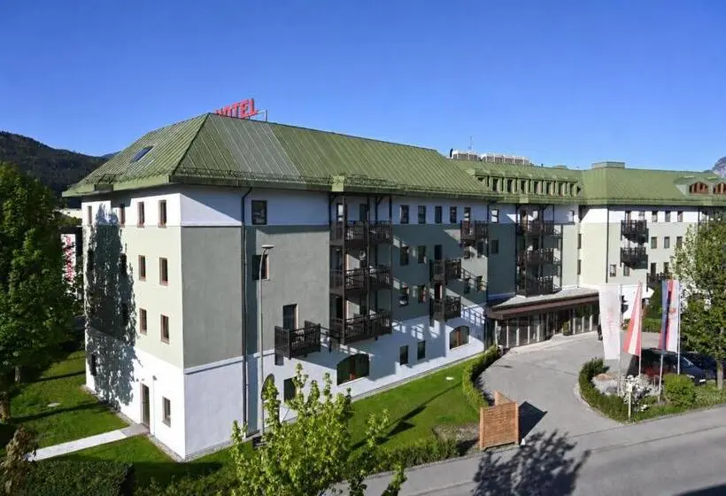 هتل Holiday Inn Innsbruck by IHG
