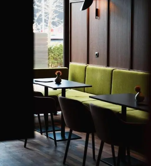 هتل Holiday Inn Innsbruck by IHG