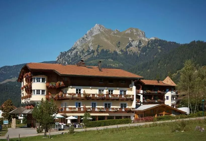 Отель Lumberger Hof