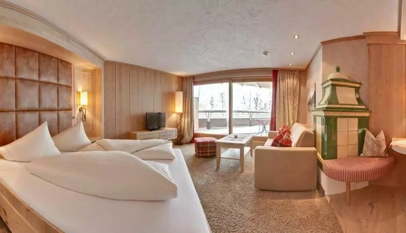 Отель Lumberger Hof