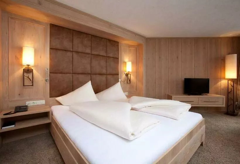 Отель Lumberger Hof