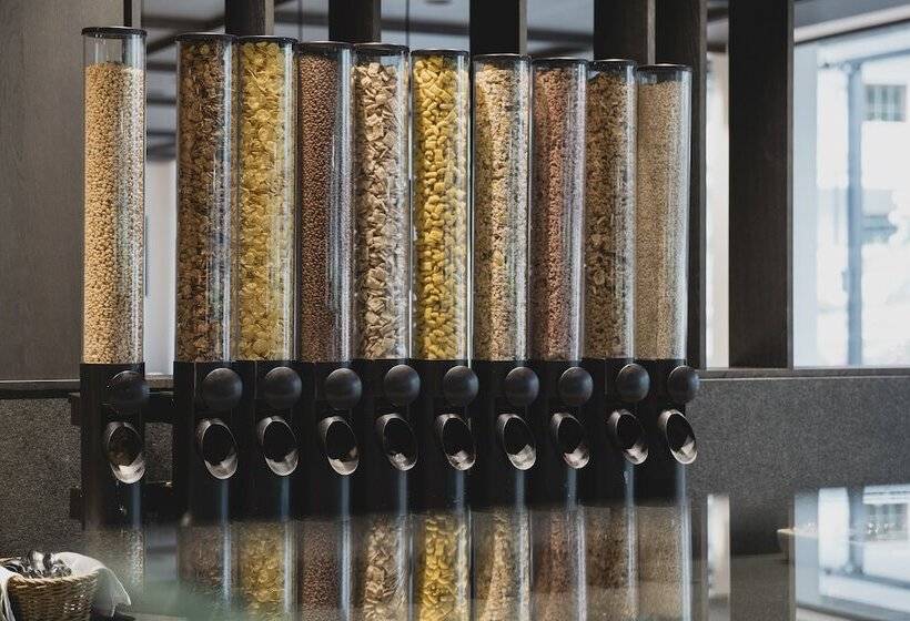 فندق Neuhaus Zillertal Resort