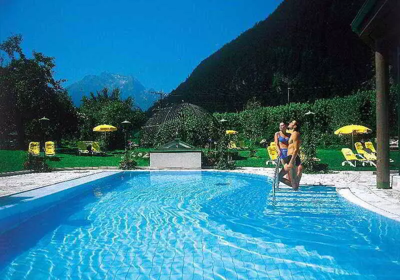 Отель Neuhaus Zillertal Resort