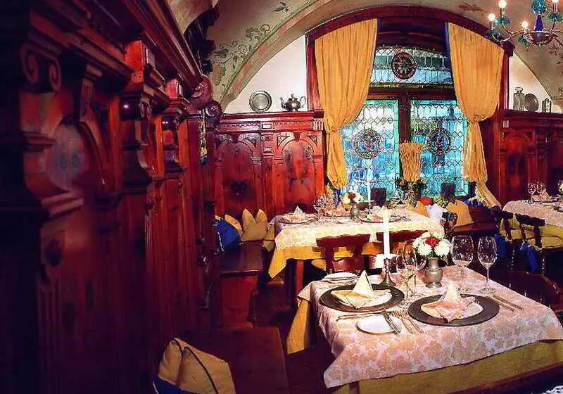 Отель Neuhaus Zillertal Resort