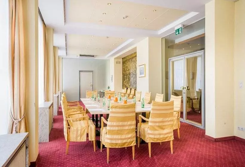 Select Hotel Prinz Eugen Wien