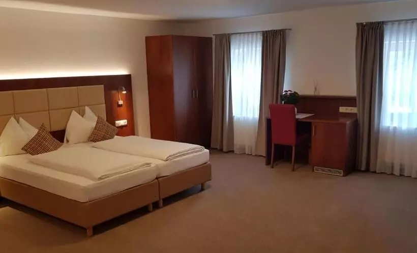 ホテル Restaurant Häupl