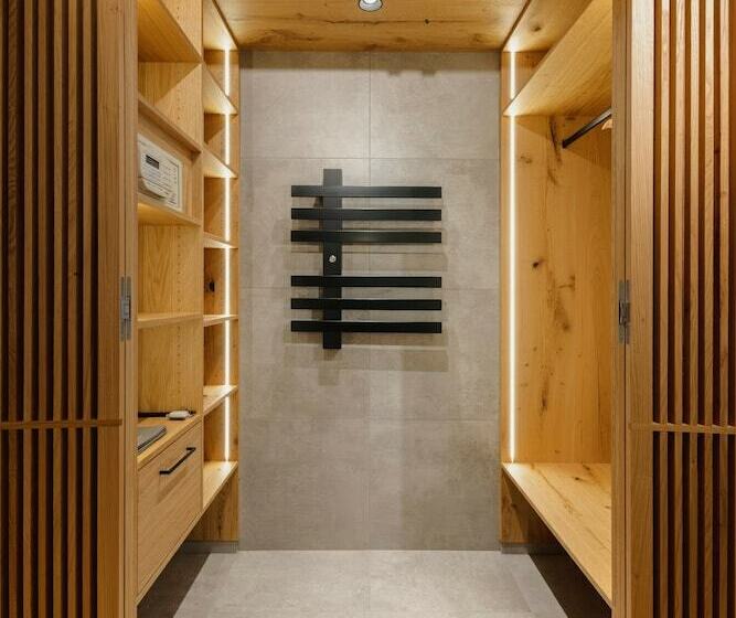 ホテル Schwarzer Adler   Sport & Spa