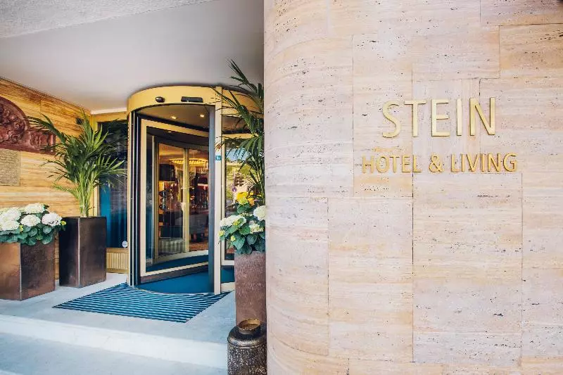 هتل Stein Adults Only