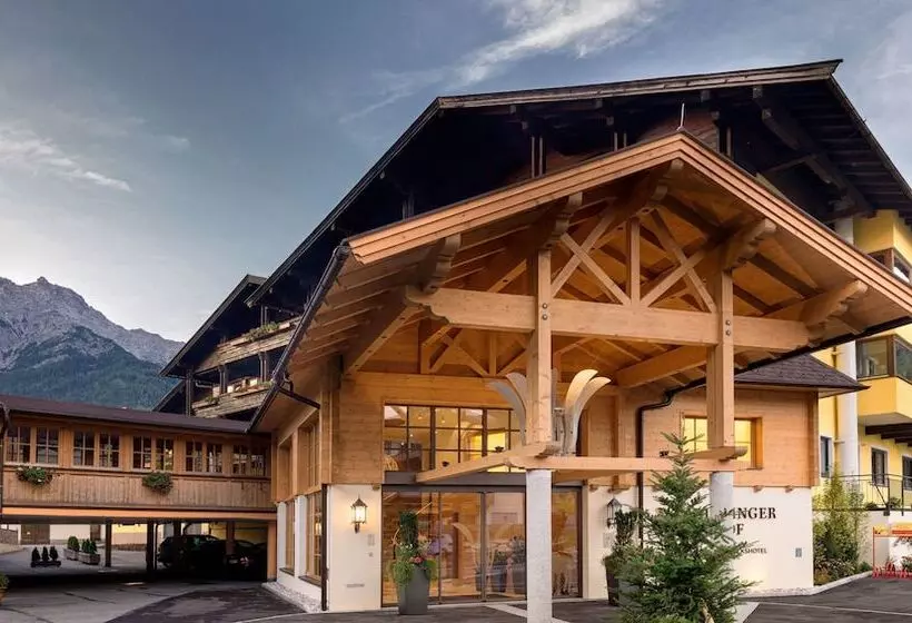 Отель Waidringer Hof 4 Sterne Superior