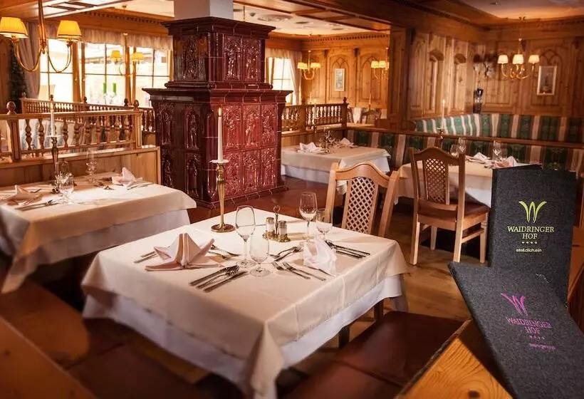 Отель Waidringer Hof 4 Sterne Superior