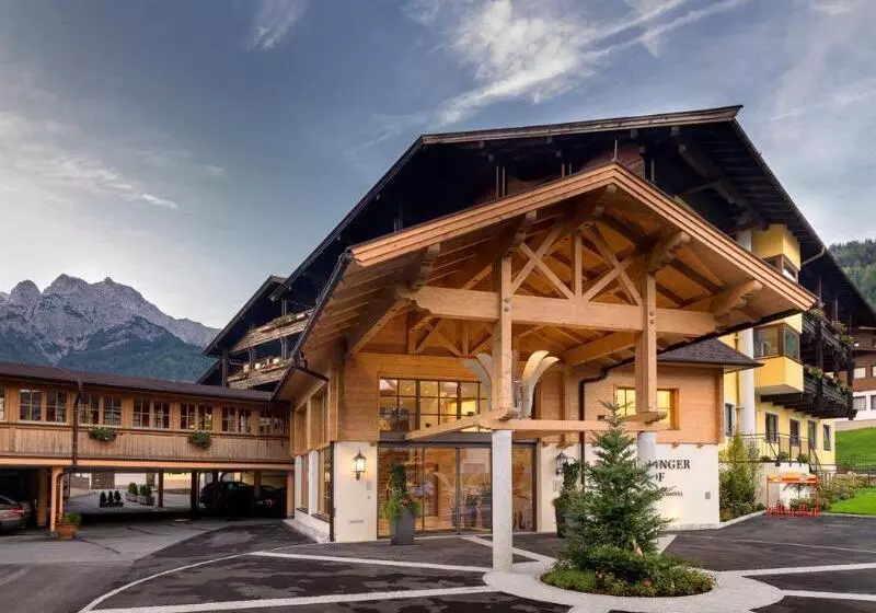 Отель Waidringer Hof 4 Sterne Superior