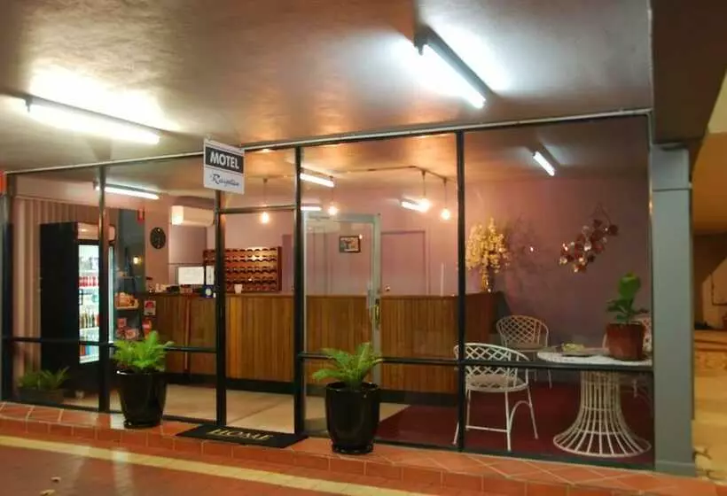 Motel Commodore Motor Inn