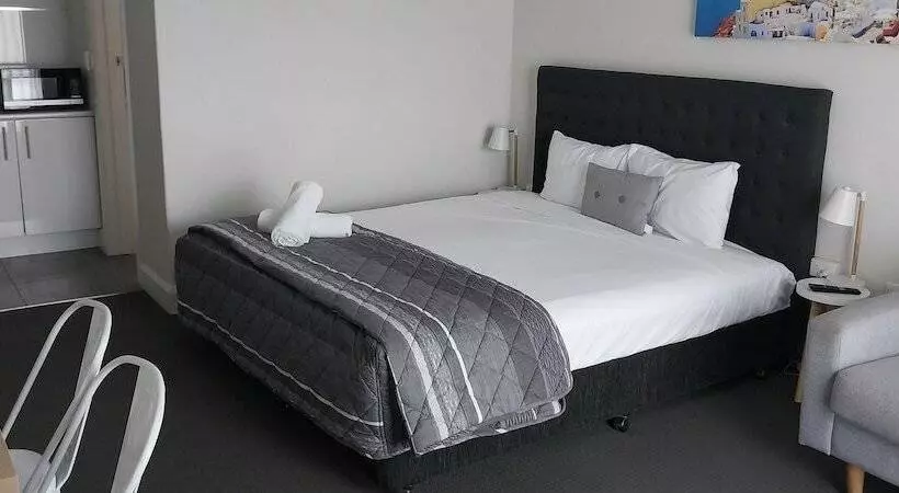 Motel Commodore Motor Inn