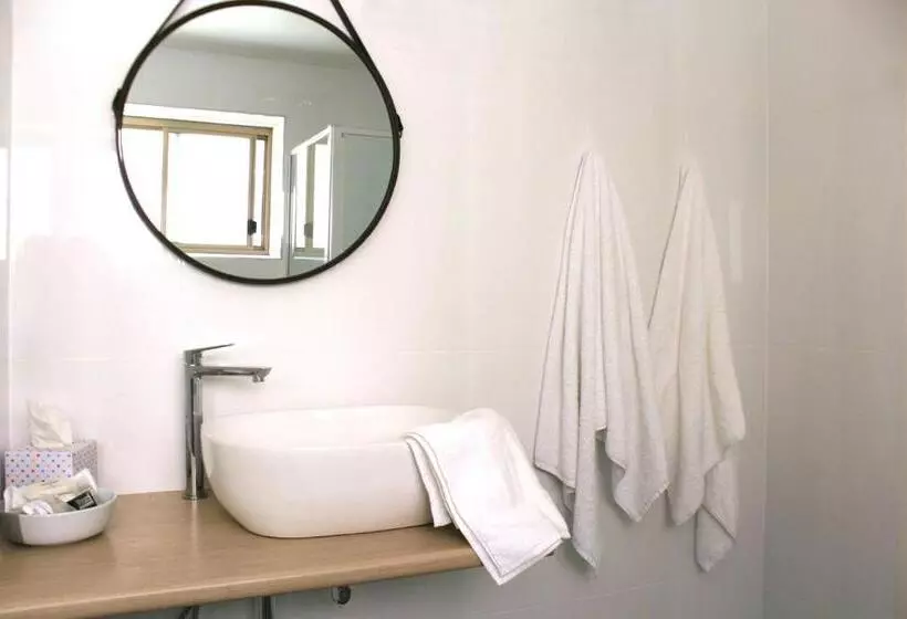 Motel Commodore Motor Inn