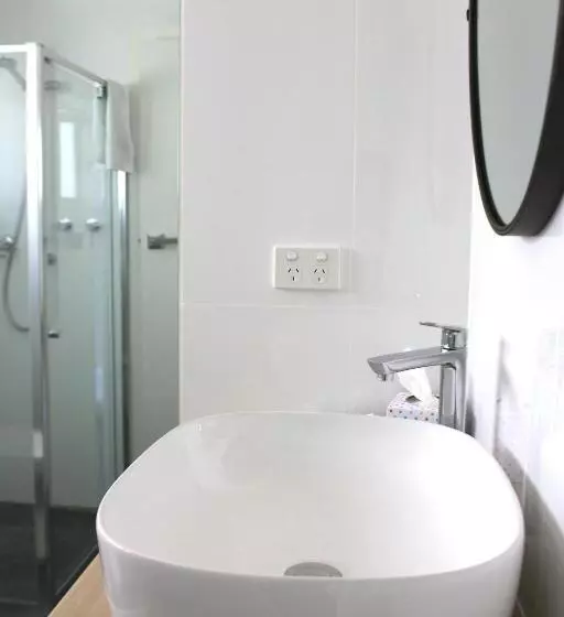 Motel Commodore Motor Inn