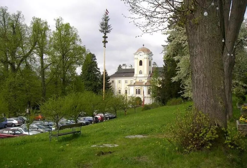 Schlosshotel Rosenau Superior