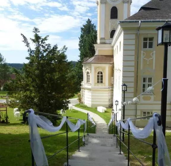 Schlosshotel Rosenau Superior