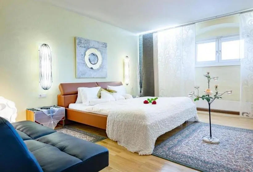 Schlosshotel Rosenau Superior