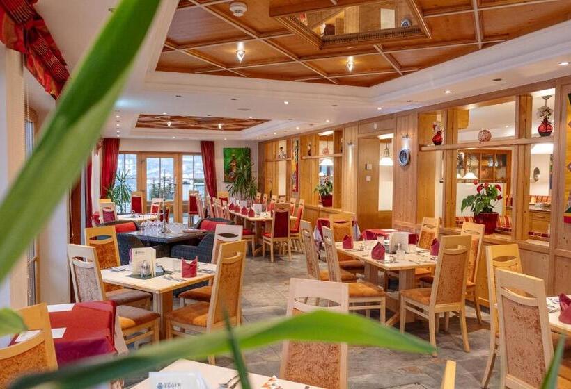 Wellness Und Familienhotel Egger