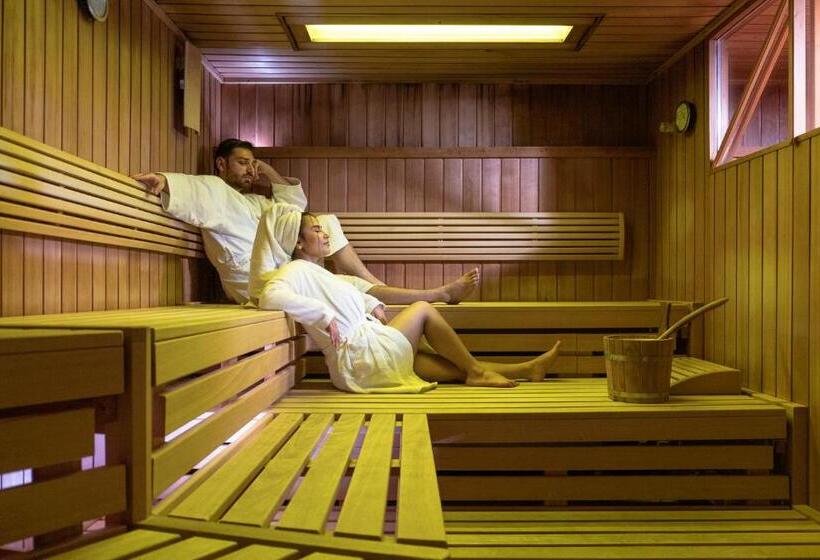 Wellness Und Familienhotel Egger