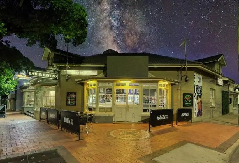 Coachman Hotel Motel