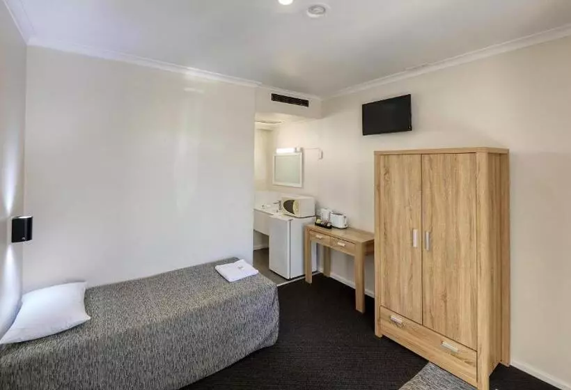 Coachman Hotel Motel