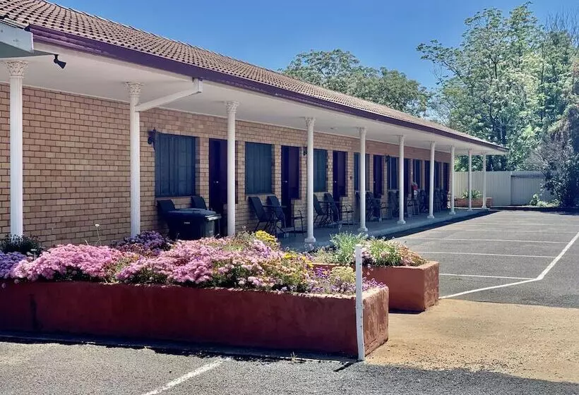 Gilgandra Motel