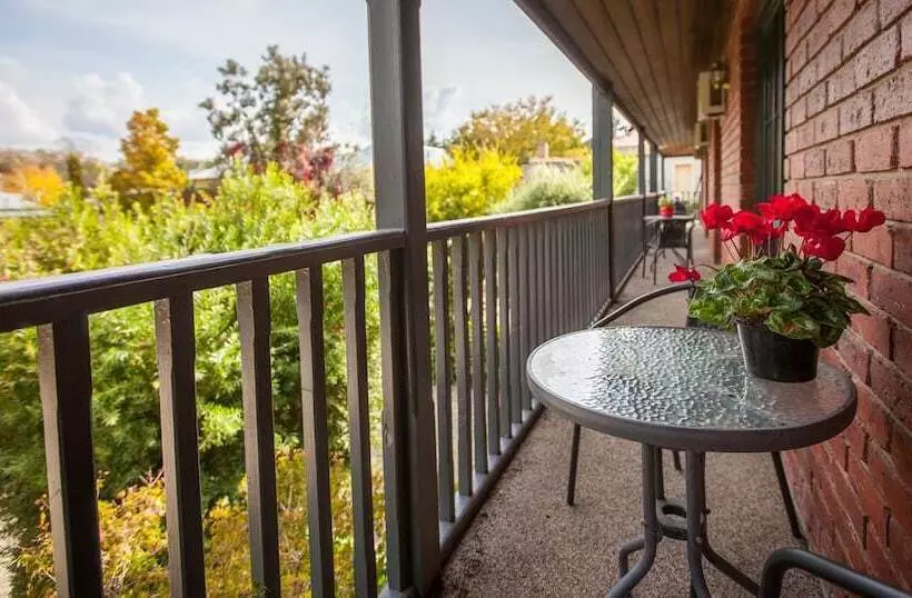 בית מלון כפרי Armour Motor Inn