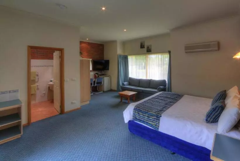 فندق Bairnsdale Tanjil Motor Inn
