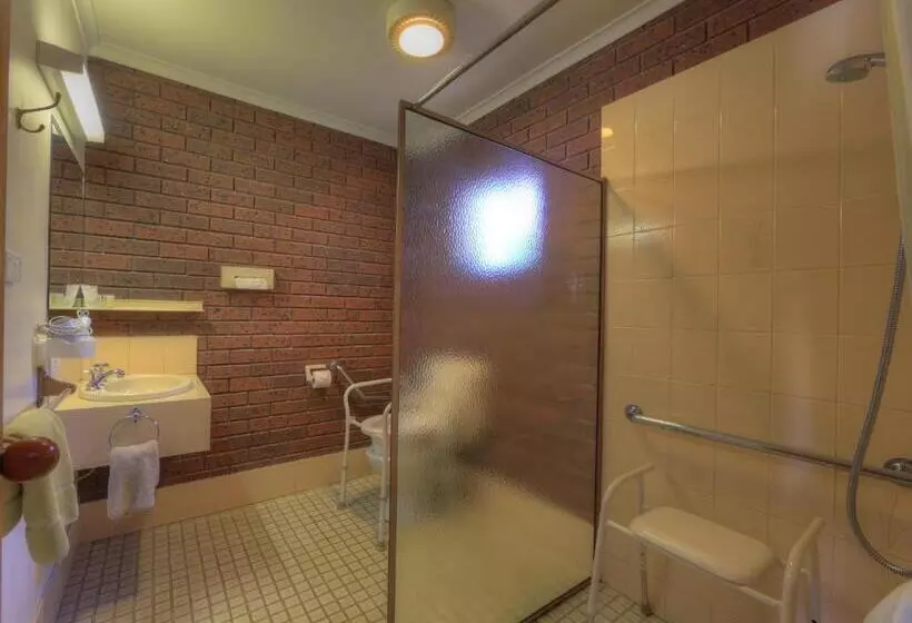 فندق Bairnsdale Tanjil Motor Inn