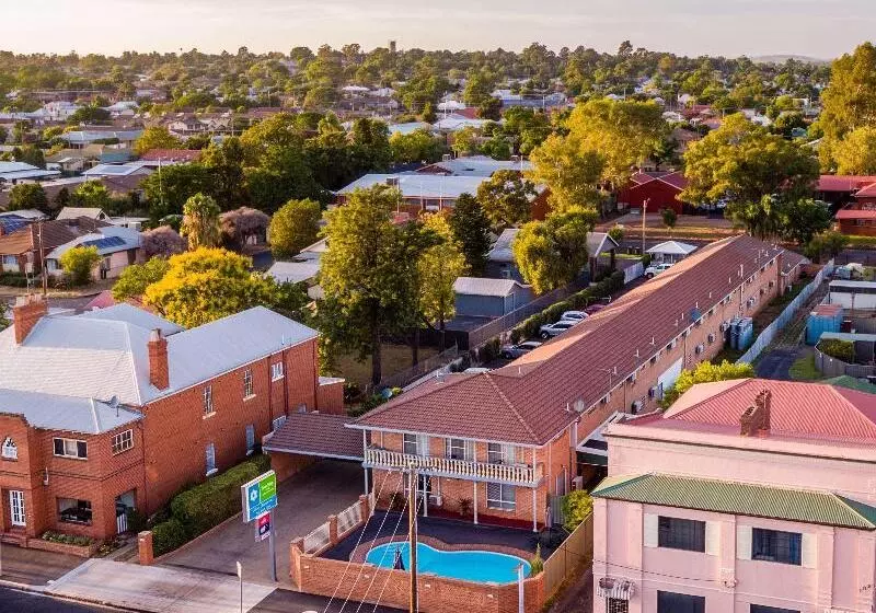 Hotel Blue Diamond Motor Inn