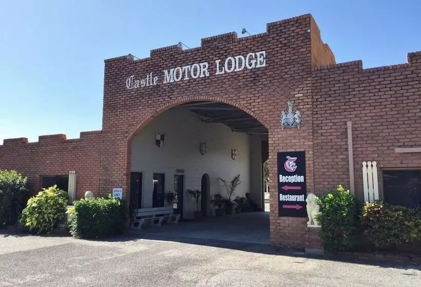 호텔 Castle Motor Lodge