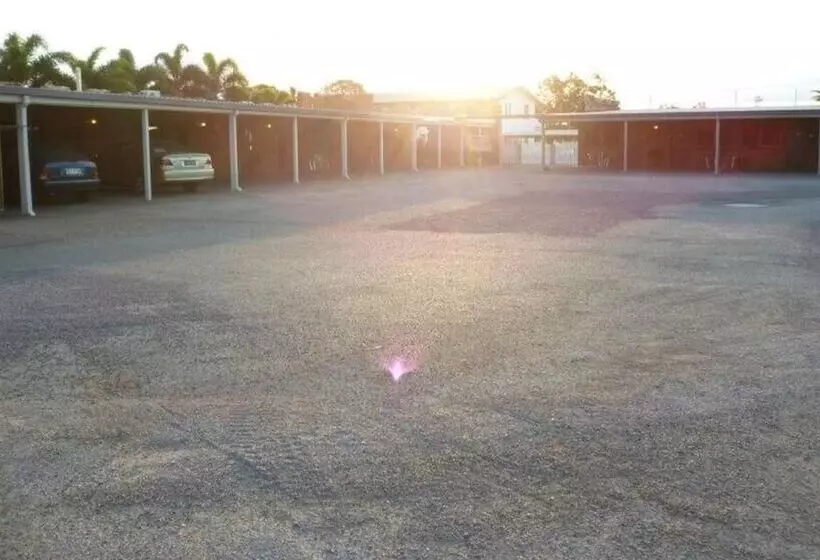 호텔 Castle Motor Lodge