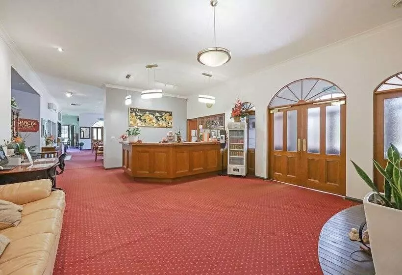 בית מלון כפרי Country Plaza Halls Gap