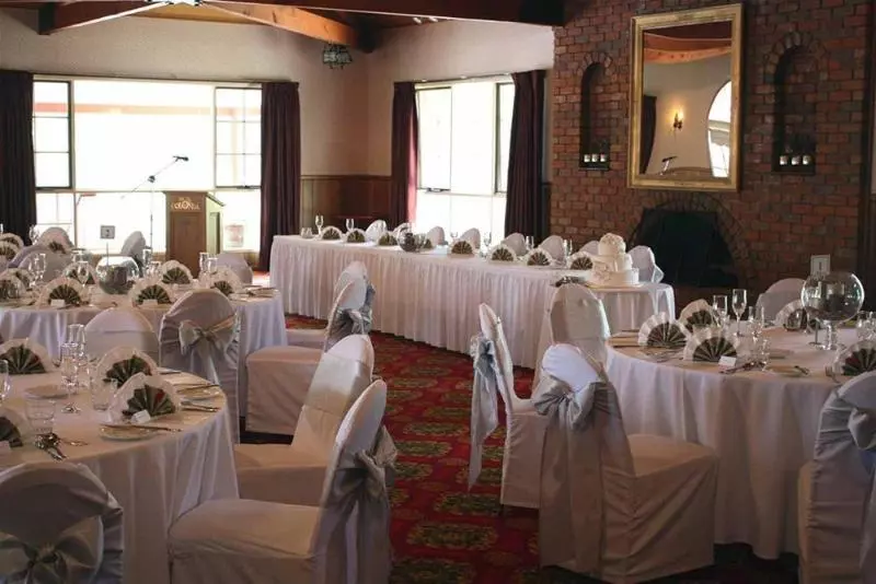 בית מלון כפרי Country Plaza Halls Gap