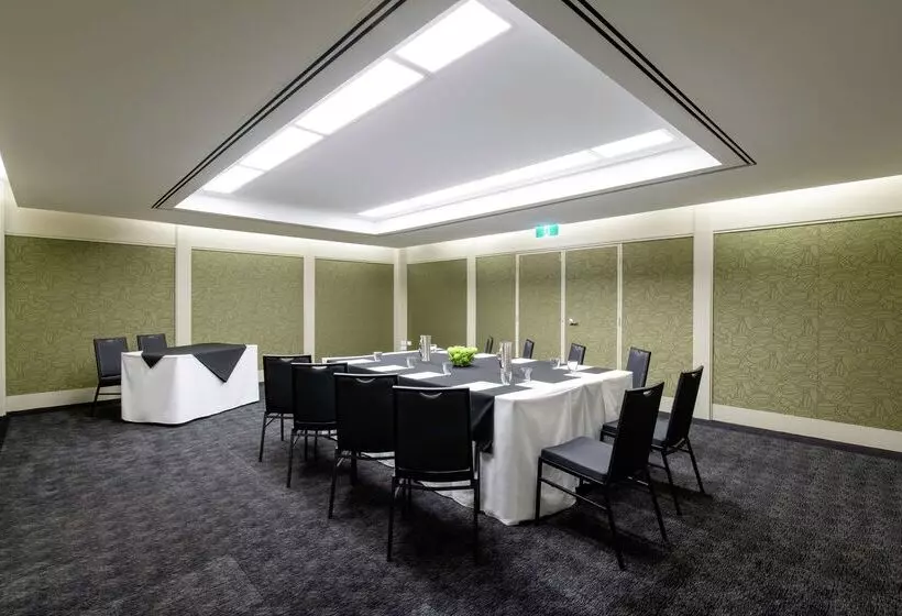 ホテル Doubletree By Hilton Darwin Esplanade