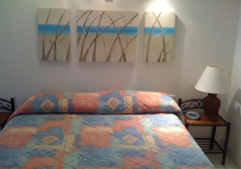 Hotel Hi Ho Holiday Homestead