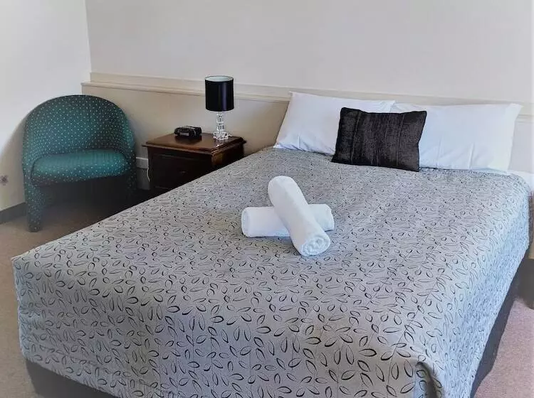 בית מלון כפרי Miners Lodge Motor Inn