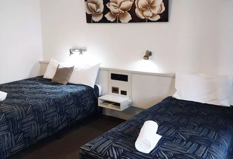 בית מלון כפרי Miners Lodge Motor Inn