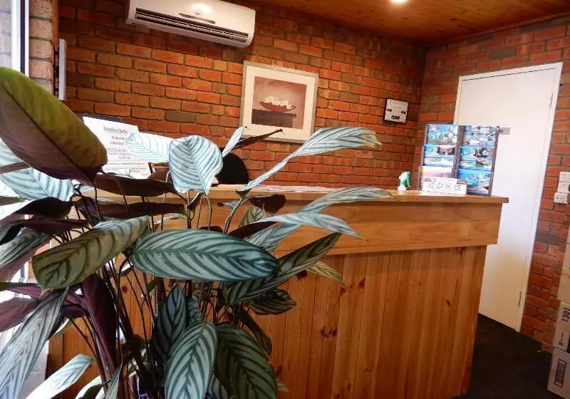 Отель Port Campbell Motor Inn