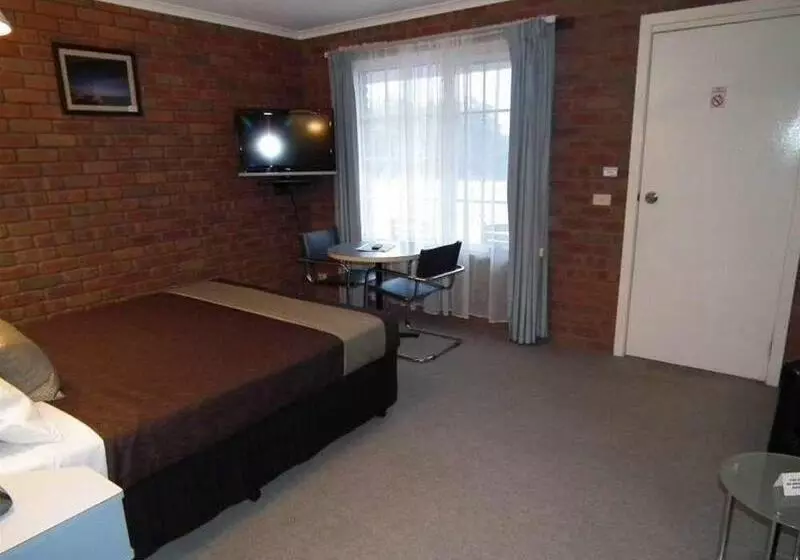 Отель Port Campbell Motor Inn