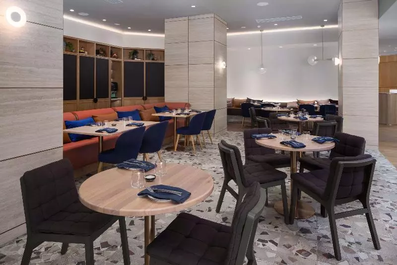 בית מלון כפרי Rydges Geelong