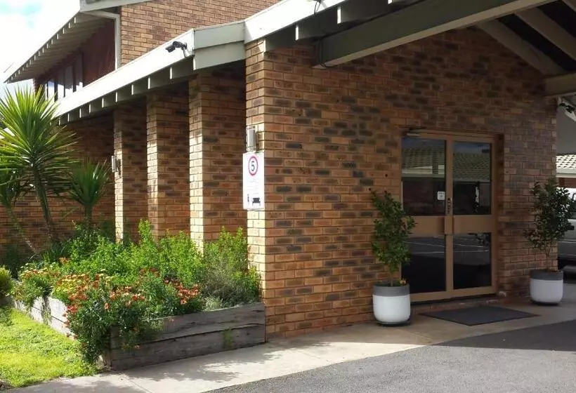 בית מלון כפרי Sandhurst Motor Inn Bendigo