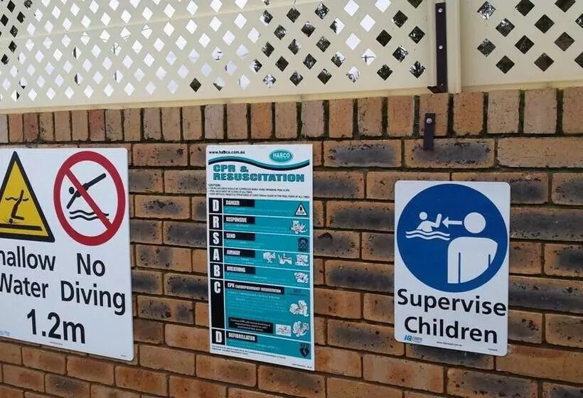 בית מלון כפרי Sandhurst Motor Inn Bendigo