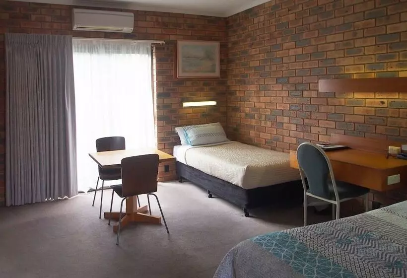 בית מלון כפרי Sandhurst Motor Inn Bendigo