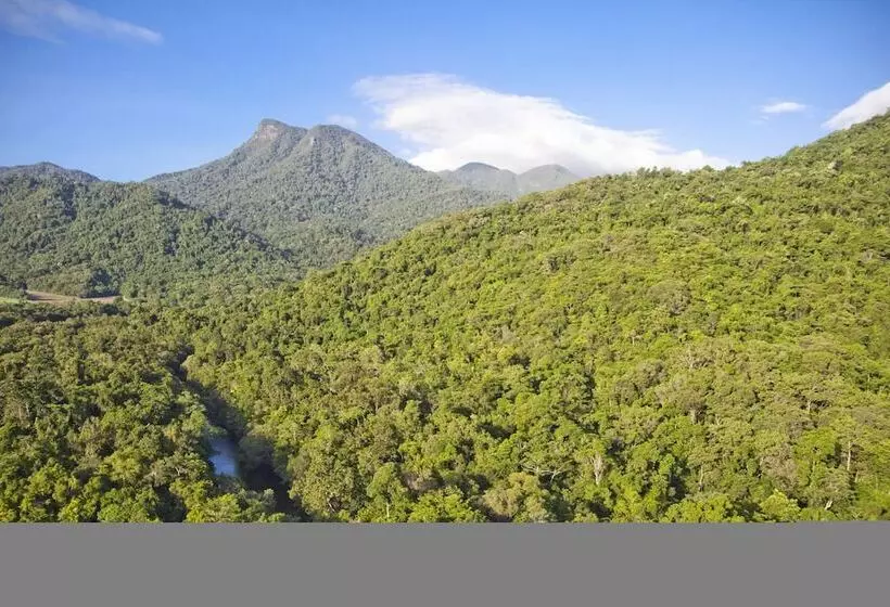 Отель Silky Oaks Lodge